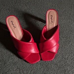 Qupid Red Women's Mules